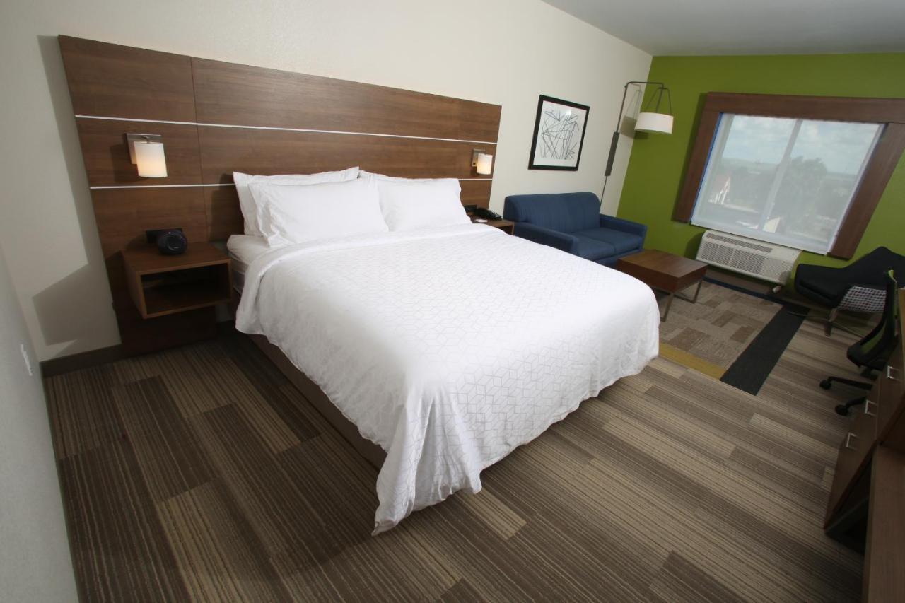 Holiday Inn Express - Mccook By Ihg Eksteriør billede