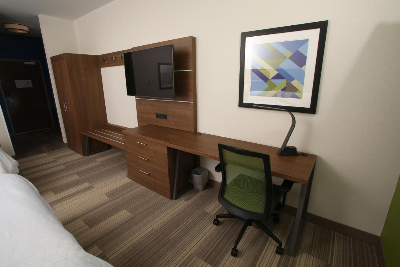 Holiday Inn Express - Mccook By Ihg Eksteriør billede